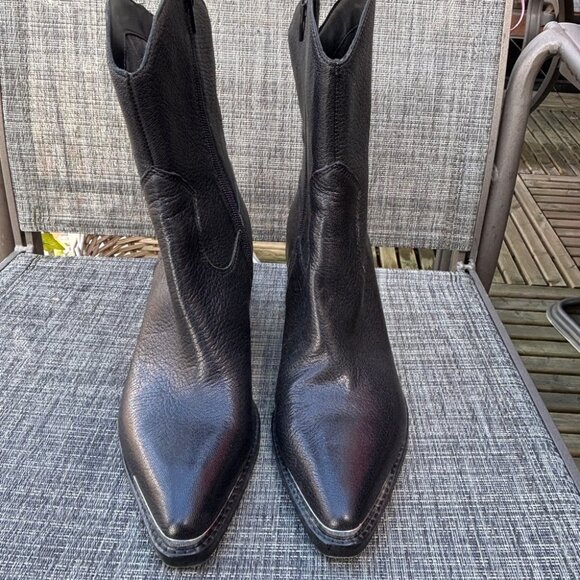 Dolce Vita Valory Black Leather Western Ankle Boots Size 9 - Picture 5 of 13